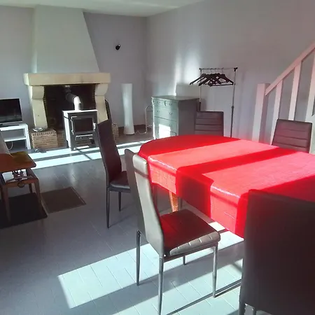 Domaine De Gentilly La Maison Le Hubert