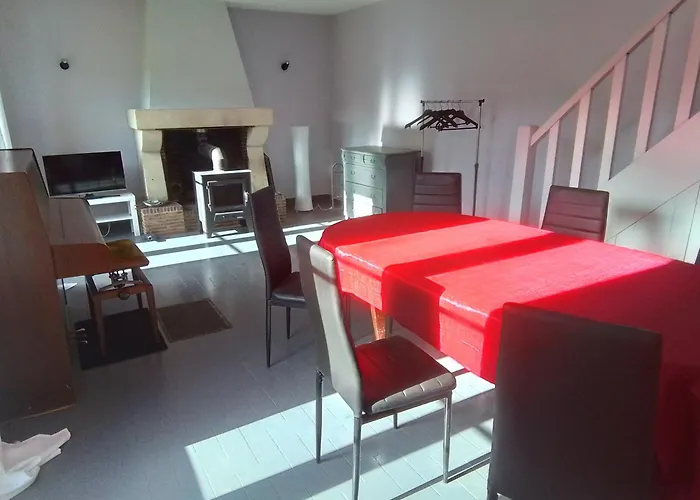 Domaine De Gentilly La Maison Le Hubert